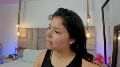 Miss Guzman  online show from July 2026 10:58:01 PM