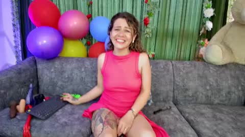 Oriana online show from March 2025 10:38:01 PM