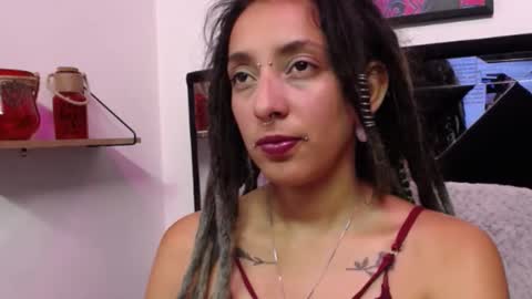 Snapshot of orianna_bodmod chatting on January 2025 11:18:01 PM ORIANNA online show from January 2025 11:18:01 PM