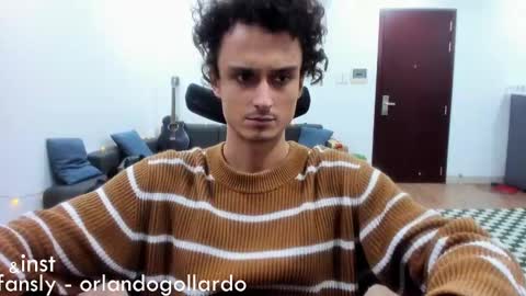 Snapshot of orlando__bloom chatting on January 2025 11:58:02 AM Fansly and Instagram - online show from January 2025 11:58:02 AM