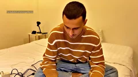 Snapshot of orlando__bloom chatting on November 2025 12:59:02 PM Fansly and Instagram - online show from November 2025 12:59:02 PM