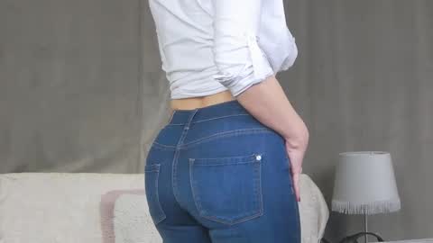 Snapshot of ortensialady76444316 chatting on February 2025 05:18:02 PM Ortensialady online show from February 2025 05:18:02 PM