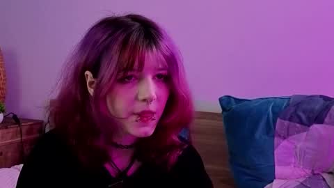 Ashley online show from September 2025 07:15:02 PM