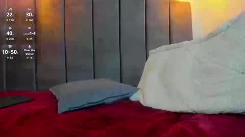 Snapshot of oscar_fox_ chatting on September 2025 04:45:01 AM Oscar online show from September 2025 04:45:01 AM