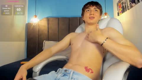 Snapshot of oscar_fox_ chatting on January 2026 02:27:02 AM Oscar online show from January 2026 02:27:02 AM