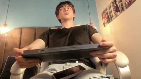 Snapshot of oscar_fox_ chatting on February 2026 02:41:02 AM Oscar online show from February 2026 02:41:02 AM