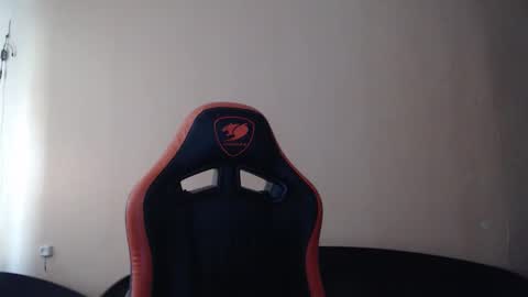 Oscar online show from October 2025 12:47:01 PM