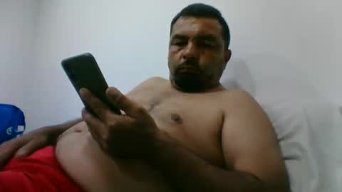 Snapshot of oscarjhe3512 chatting on January 2026 01:52:02 AM oscarjhe3512 online show from January 2026 01:52:02 AM