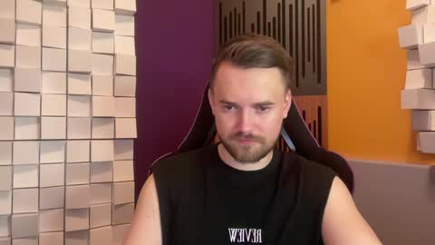 Oscar Steel Savage online show from January 2025 07:43:01 PM