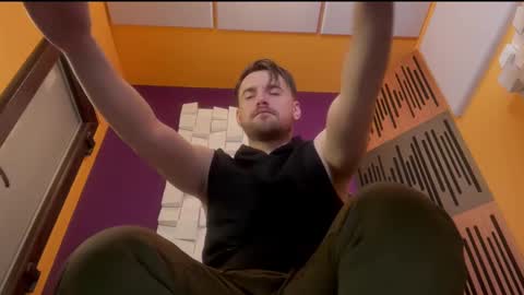 Oscar Steel Savage online show from February 2025 04:24:02 AM