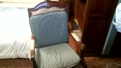 Snapshot of oscarw chatting on December 2025 04:14:01 PM Oscar online show from December 2025 04:14:01 PM