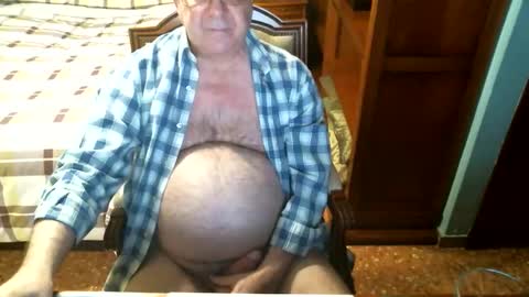 Snapshot of oscarw chatting on February 2026 05:19:02 PM Oscar online show from February 2026 05:19:02 PM