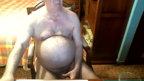 Oscar online show from April 2026 04:37:01 PM