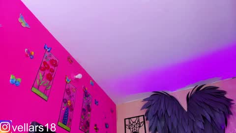 Snapshot of osiris_doll chatting on December 2024 08:25:02 PM vella online show from December 2024 08:25:02 PM