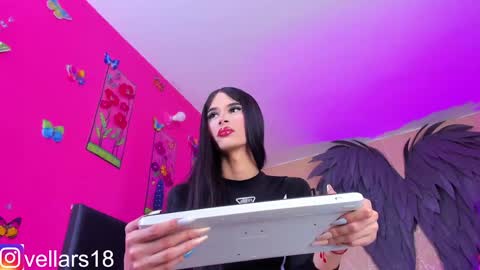 Snapshot of osiris_doll chatting on January 2025 05:39:02 PM vella online show from January 2025 05:39:02 PM