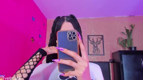 Snapshot of osiris_doll chatting on September 2025 07:59:01 PM vella online show from September 2025 07:59:01 PM