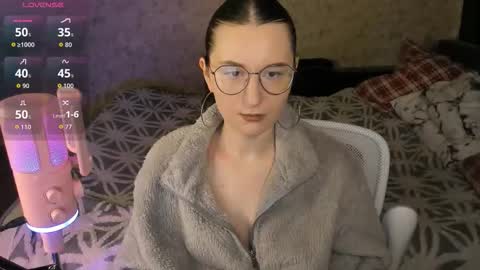 Leliana online show from December 2025 11:27:02 AM