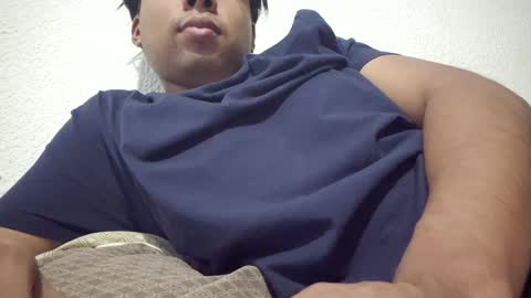 Oscar L online show from January 2025 09:02:01 PM