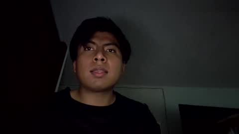 Oscar L online show from January 2025 06:57:01 PM