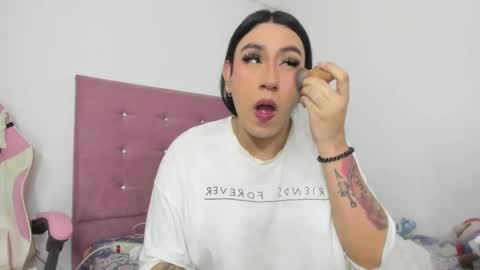 Maria   online show from December 2024 06:28:02 PM