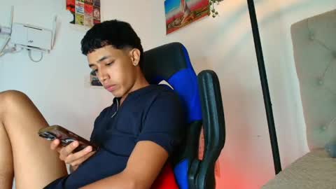 ostin 18hot online show from April 2026 02:27:02 AM