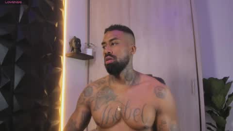 Ostin Daniels online show from May 2026 10:18:01 PM