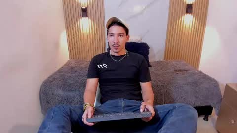Otto Andrew online show from May 2026 03:22:01 AM