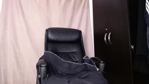 otto_stud online show from April 2026 04:19:01 AM