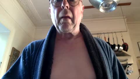 Snapshot of ottodick chatting on June 2026 07:10:01 AM Otto online show from June 2026 07:10:01 AM