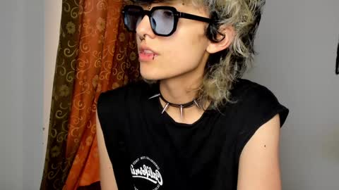 Otto 3 online show from December 2024 06:59:02 PM