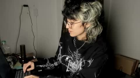 Otto 3 online show from March 2025 05:57:01 AM