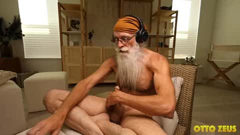 Otto Zeus online show from May 2026 01:13:02 AM