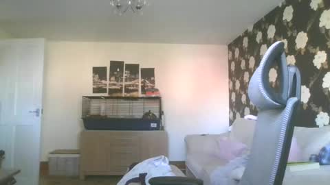 Snapshot of outdoorfun101 chatting on July 2026 07:36:02 AM outdoorfun101 online show from July 2026 07:36:02 AM