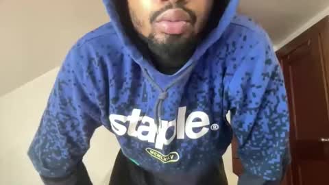 Snapshot of outofhisleague_ chatting on December 2025 05:40:02 PM outofhisleague_ online show from December 2025 05:40:02 PM