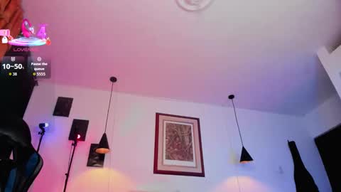 Oween online show from December 2025 08:01:02 AM