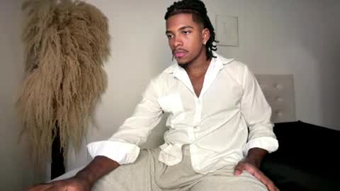 Owen online show from April 2026 01:42:02 AM