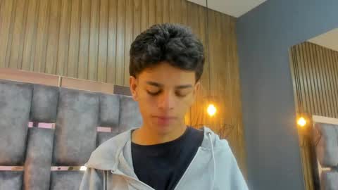 Snapshot of owen__johnson chatting on April 2026 11:24:01 AM Owen Johnson online show from April 2026 11:24:01 AM