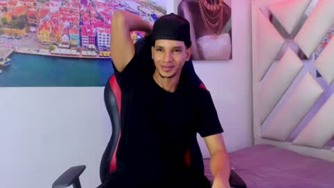 Snapshot of owen_blaze3 chatting on June 2026 03:37:01 AM owen blaze online show from June 2026 03:37:01 AM