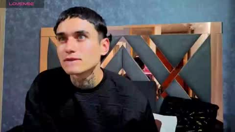 Snapshot of owen_desmond chatting on September 2025 02:37:02 AM owen desmond online show from September 2025 02:37:02 AM