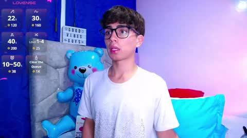 Owen  Independent model  online show from December 2024 07:38:01 AM