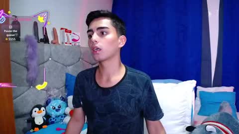 Owen  Independent model  online show from September 2025 11:30:02 PM