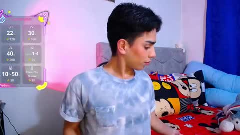 Owen  Independent model  online show from December 2025 03:00:02 AM