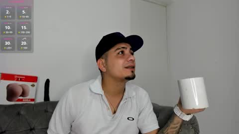 Snapshot of owensttone chatting on September 2025 04:01:02 AM O W E N - S T O N E online show from September 2025 04:01:02 AM