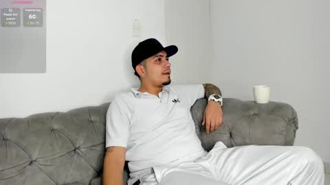 Snapshot of owensttone chatting on September 2025 03:52:01 AM O W E N - S T O N E online show from September 2025 03:52:01 AM