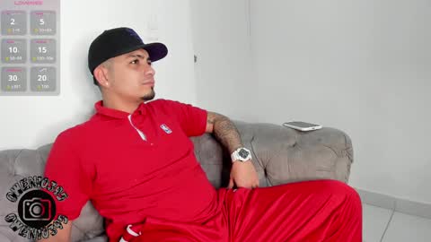 Snapshot of owensttone chatting on September 2025 04:17:02 AM O W E N - S T O N E online show from September 2025 04:17:02 AM