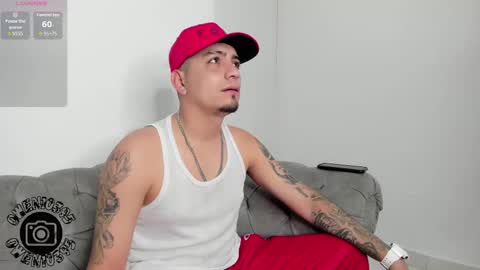 Snapshot of owensttone chatting on October 2025 03:49:02 AM O W E N - S T O N E online show from October 2025 03:49:02 AM