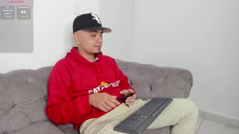 Snapshot of owensttone chatting on October 2025 04:22:02 AM O W E N - S T O N E online show from October 2025 04:22:02 AM