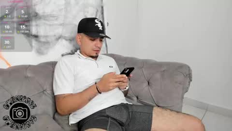 Snapshot of owensttone chatting on October 2025 04:13:01 AM O W E N - S T O N E online show from October 2025 04:13:01 AM