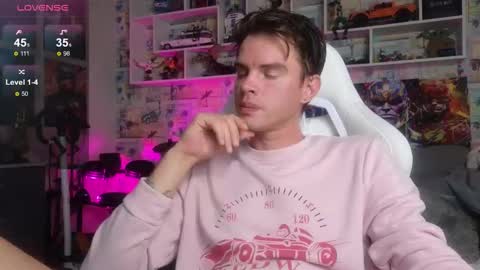 Mike online show from October 2025 12:03:01 PM