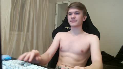 Snapshot of oydikey chatting on November 2025 01:04:01 PM Oydin online show from November 2025 01:04:01 PM